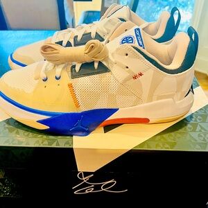 Jordan one take 5 - size 10 - summit white/game royal